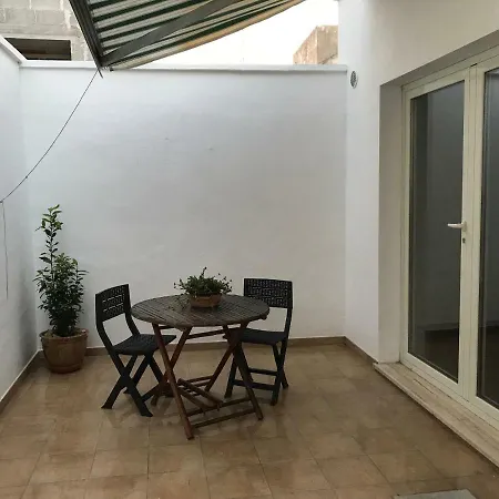 Nonna Vituccia Carmiano (Apulia)
